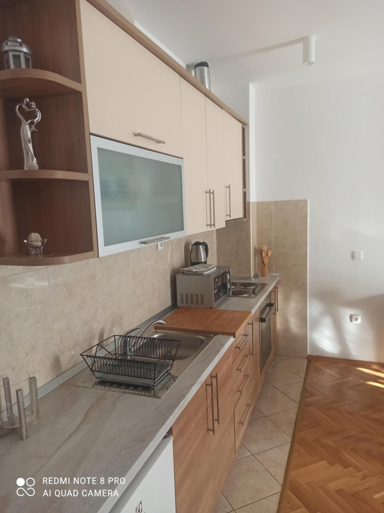 Zo Apartment *